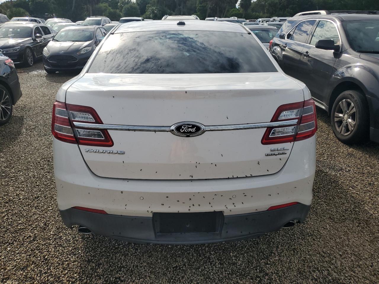 1FAHP2E82HG136986 2017 Ford Taurus Sel