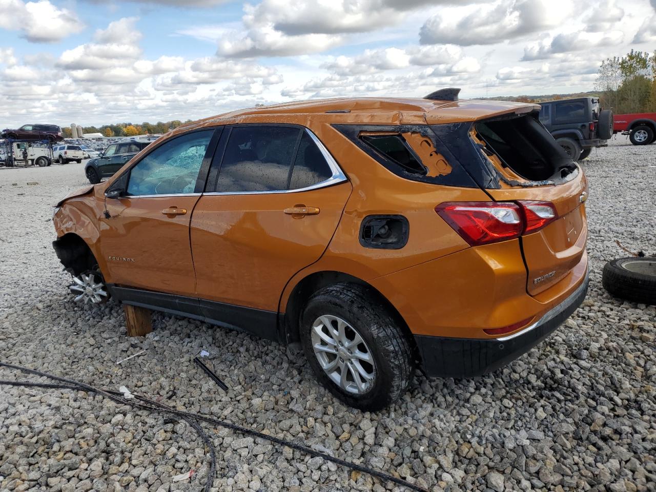 2018 Chevrolet Equinox - Image 2