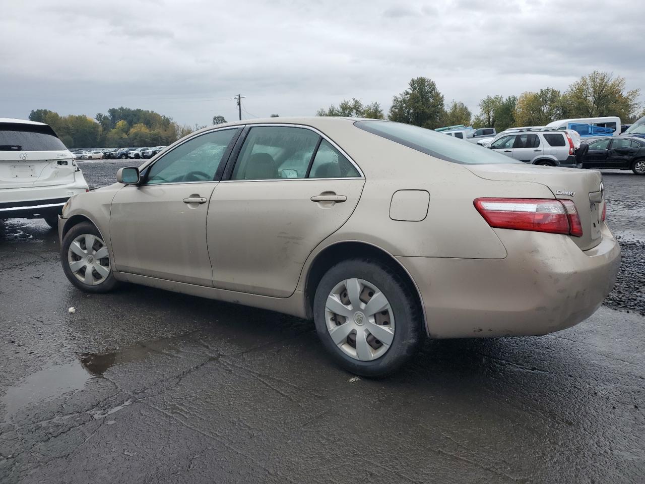 2007 Toyota Camry - Image 2