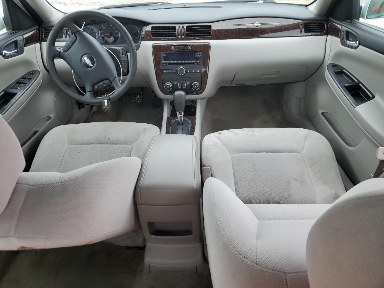 2016 Chevrolet Impala - Image 8