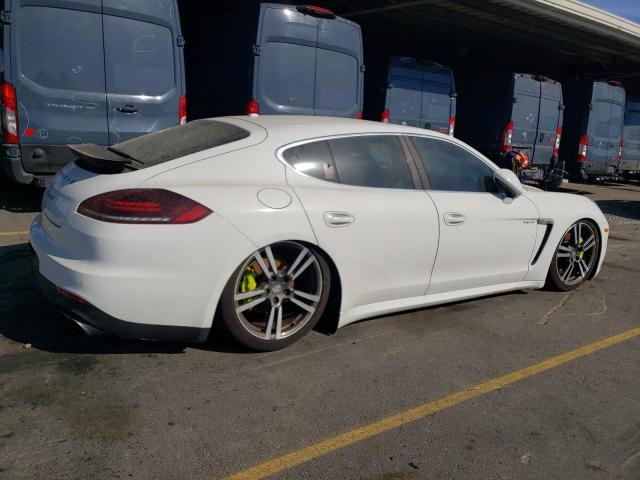 Седаны PORSCHE PANAMERA 2014 Белый