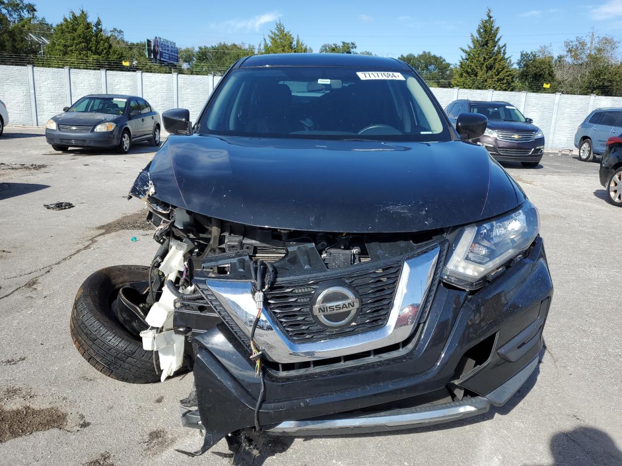 2018 Nissan Rogue - Image 5