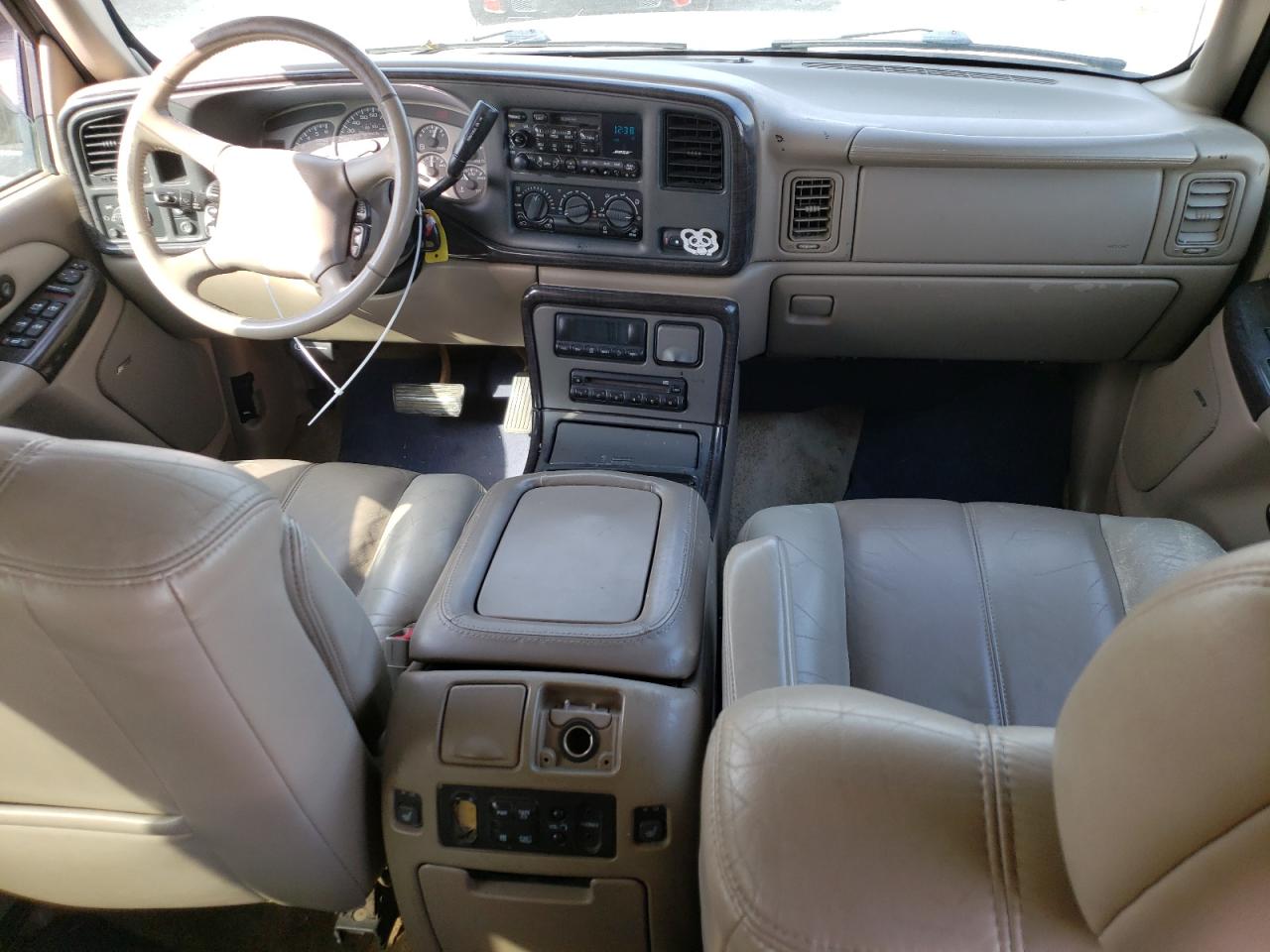 1GKEK63U32J151319 2002 GMC Denali