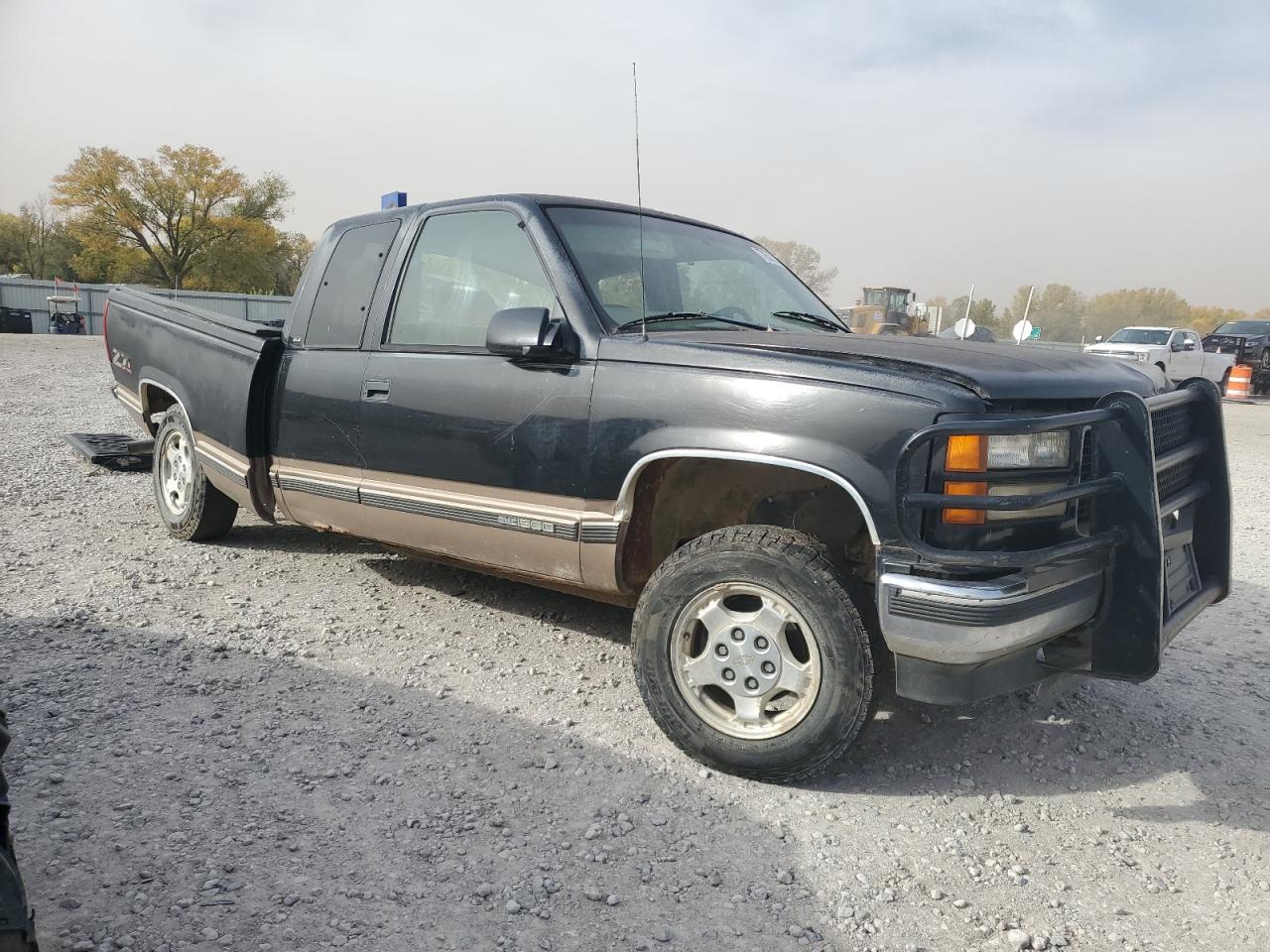 1998 GMC Sierra - Image 4