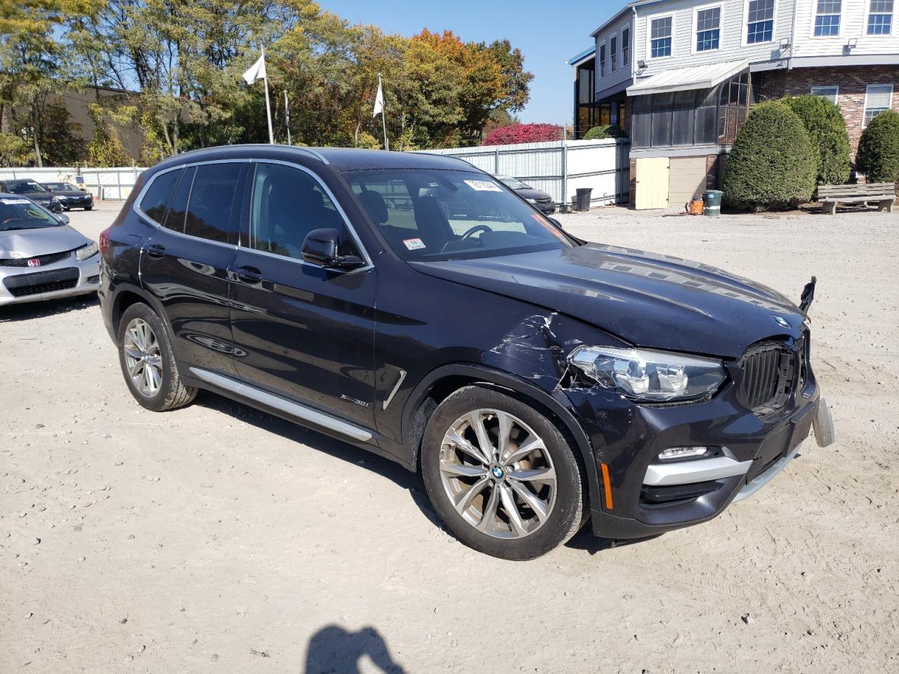 VIN 5UXTR9C52JLD59883 2018 BMW X3 no.4