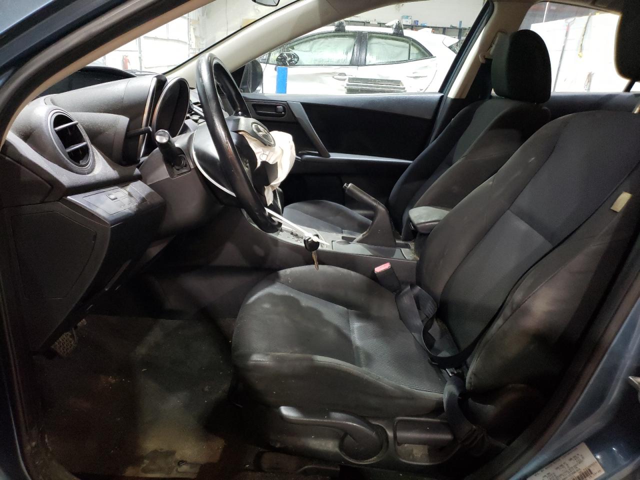 JM1BL1UGXB1379955 2011 Mazda 3 I