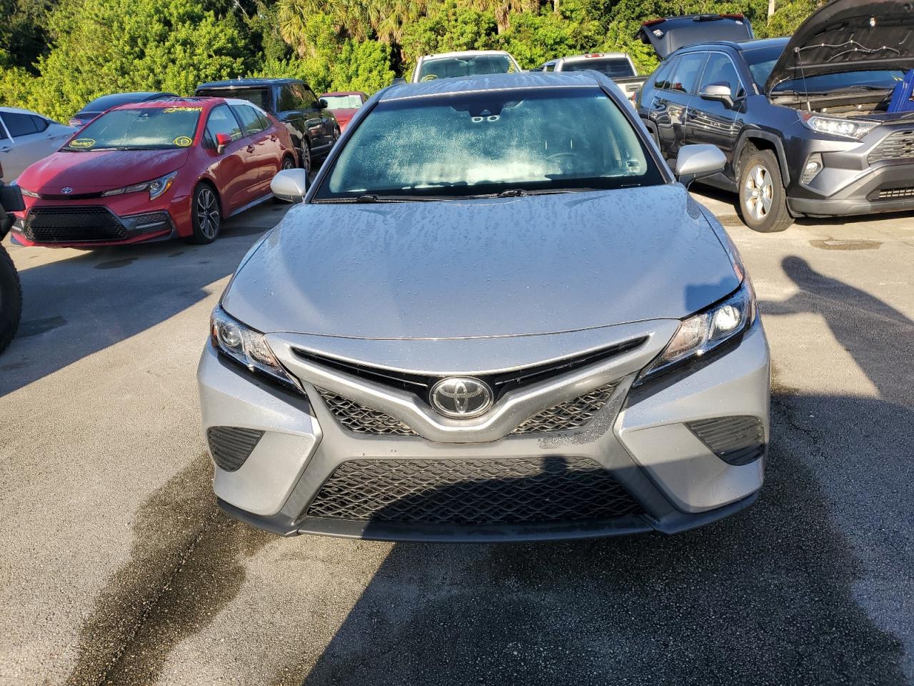 2018 Toyota Camry - Image 5