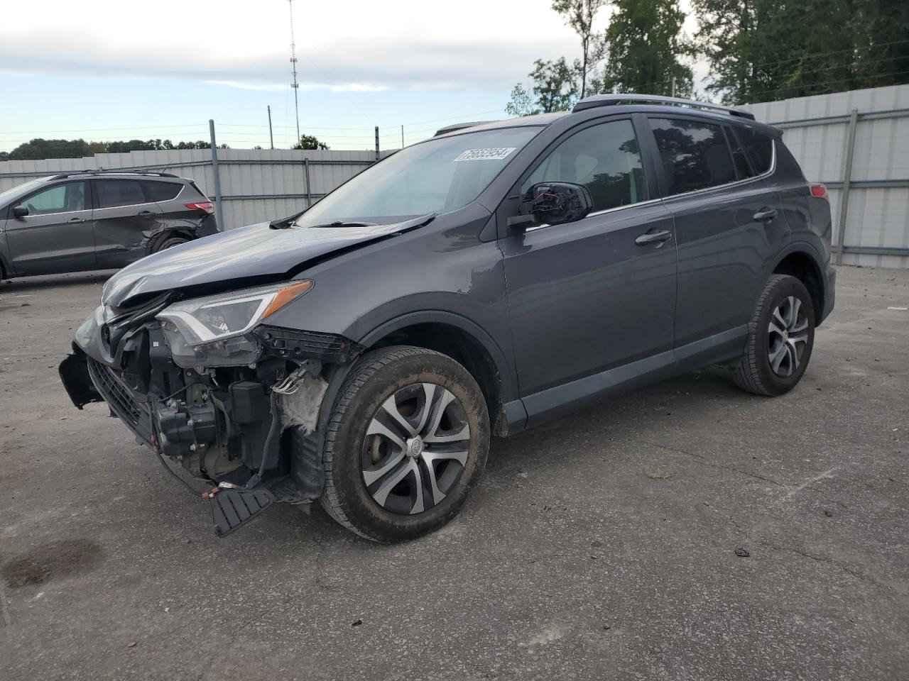 2T3ZFREV6JW485854 2018 TOYOTA RAV 4 - Image 1