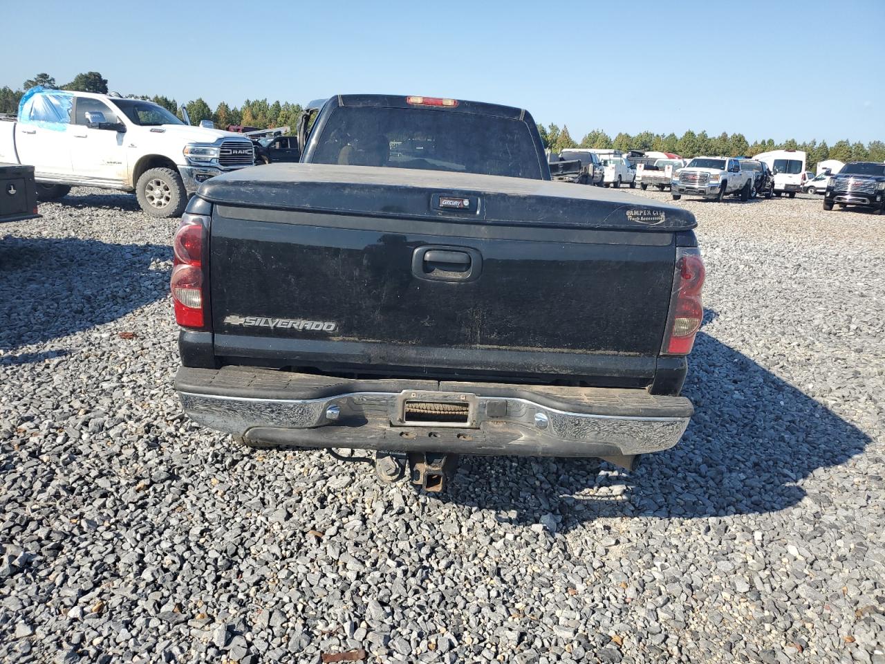 2007 Chevrolet Silverado K2500 Heavy Duty VIN: 1GCHK23DX7F145853 Lot: 74988774