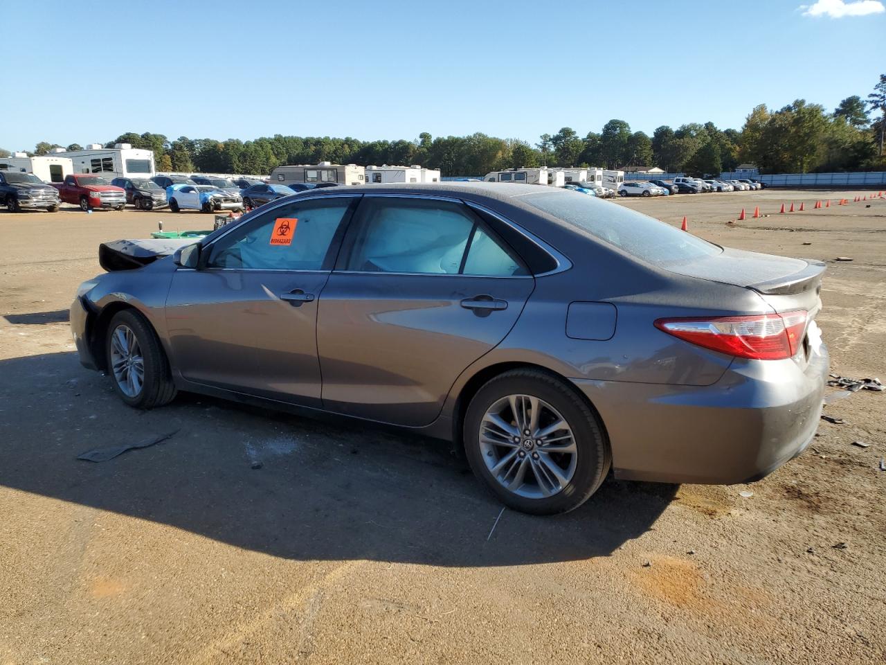 VIN 4T1BF1FK2HU398592 2017 TOYOTA CAMRY no.2