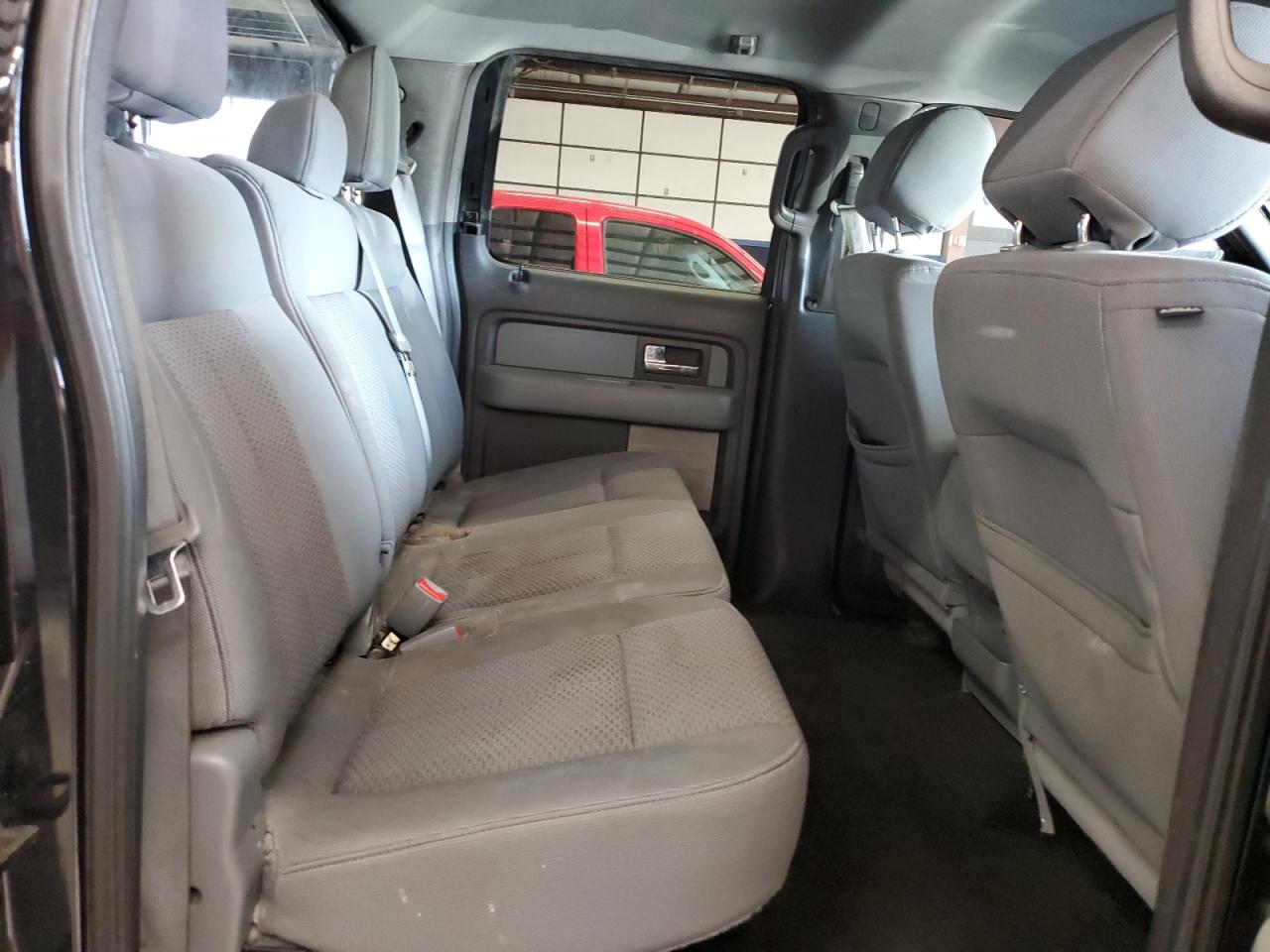 2014 Ford F-150 - Image 10