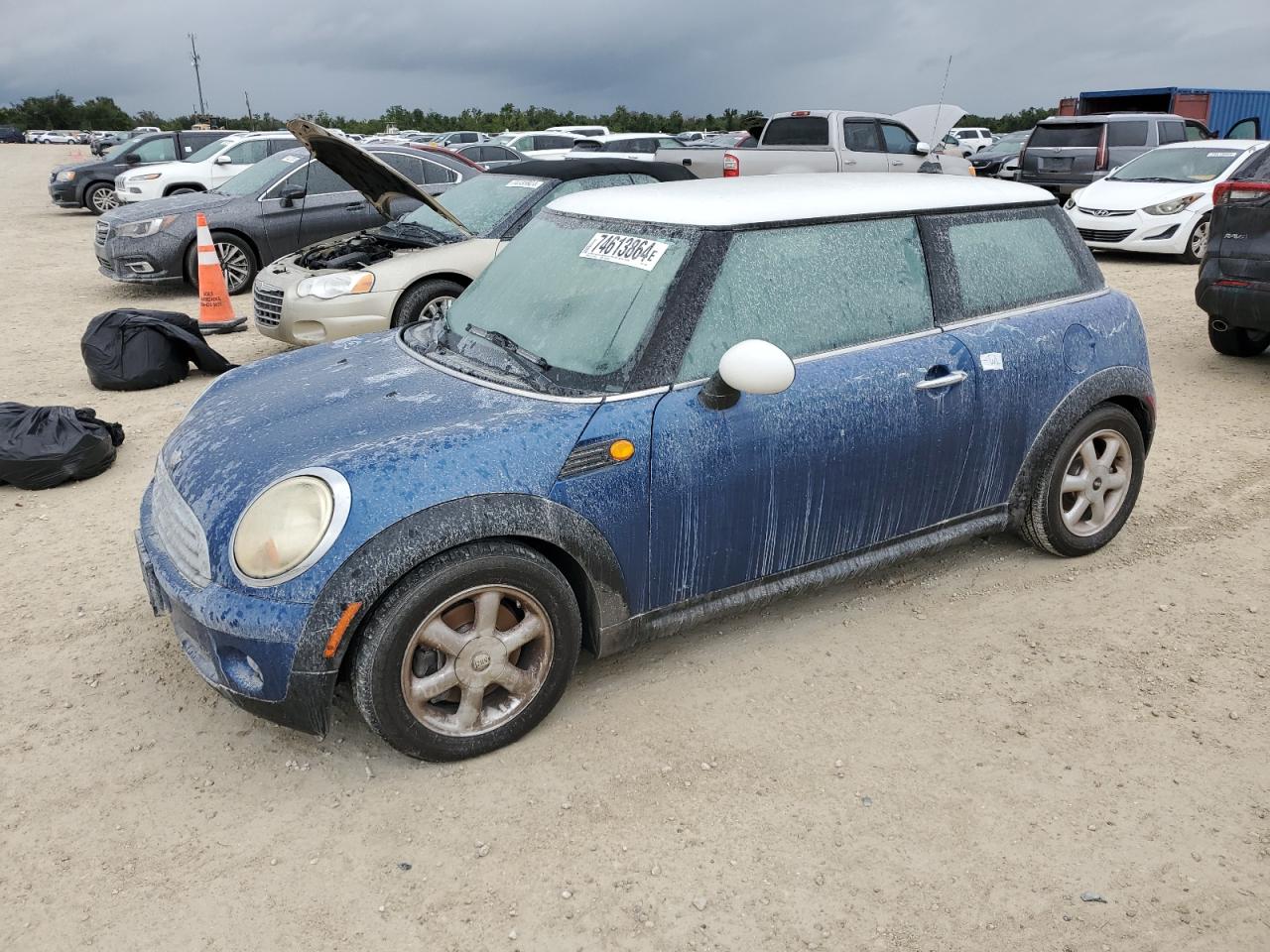 2007 MINI Cooper - Image 1