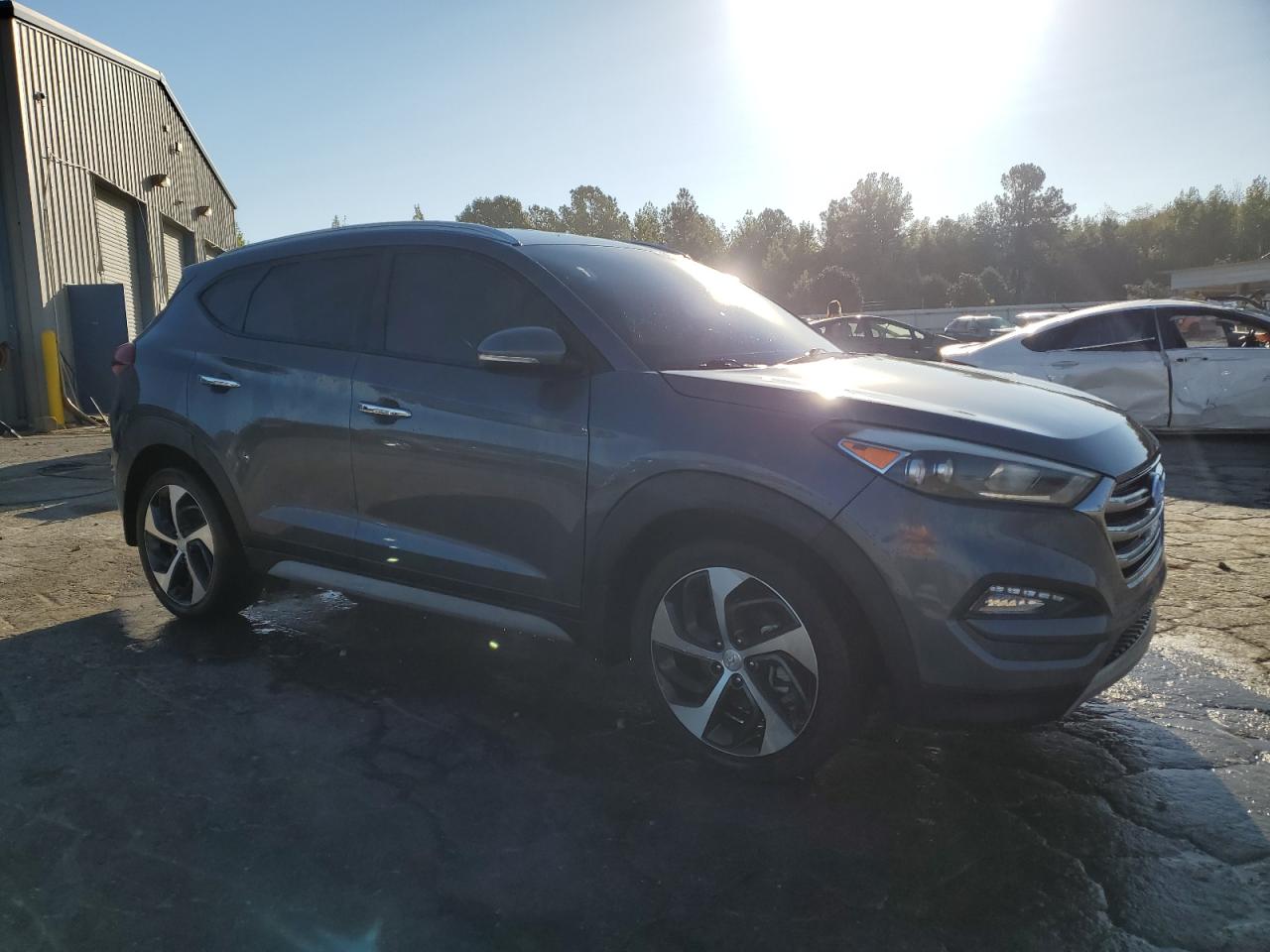 KM8J33A2XJU643300 2018 Hyundai Tucson Value