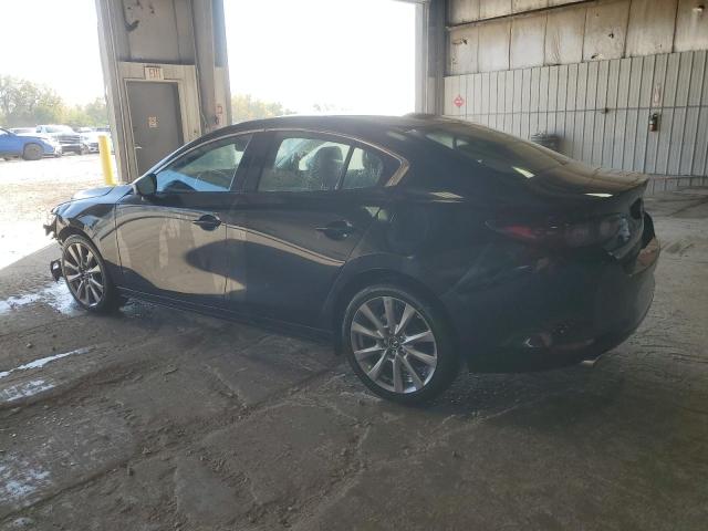 3MZBPACM1RM415666 Mazda 3 PREFERRE 2