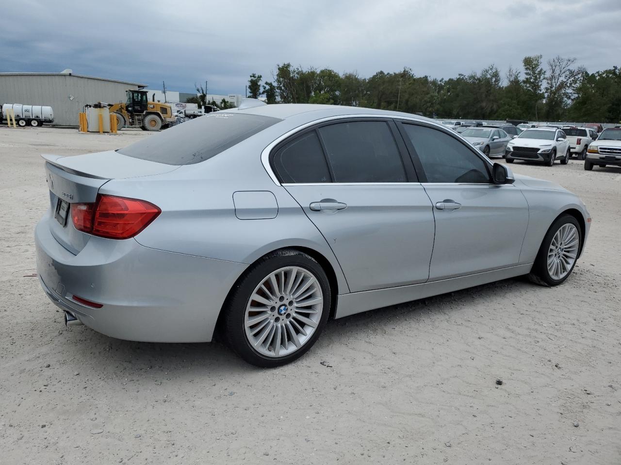 2015 BMW 335 Xi VIN: WBA3B9G52FNR94303 Lot: 76186554