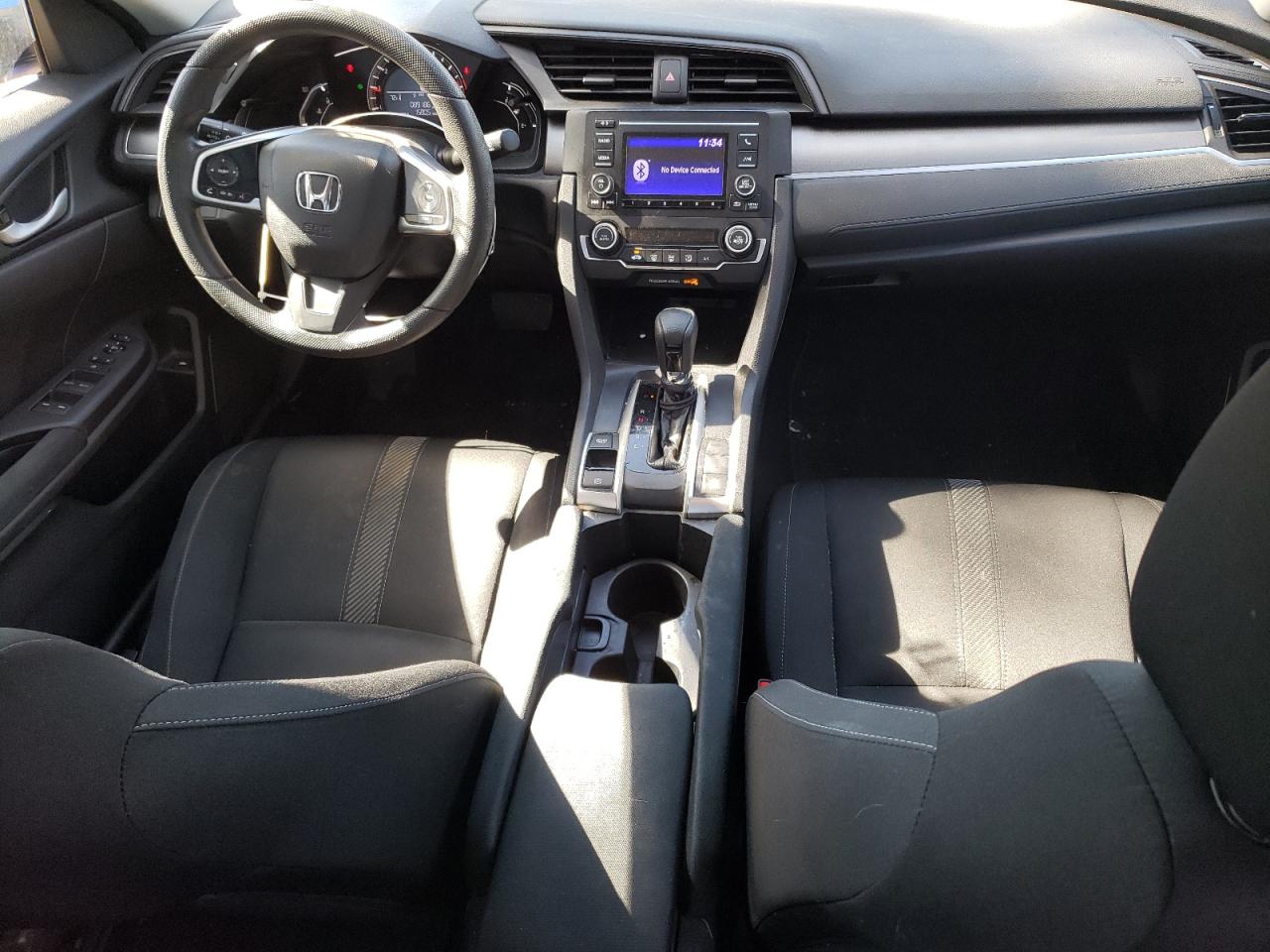 19XFC2F52JE038080 2018 Honda Civic Lx