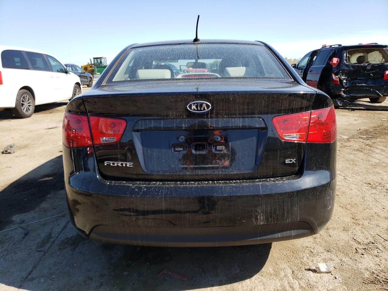 2010 Kia Forte Ex VIN: KNAFU4A23A5198984 Lot: 74373854