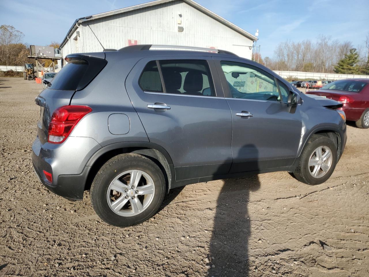 2019 Chevrolet Trax - Image 3