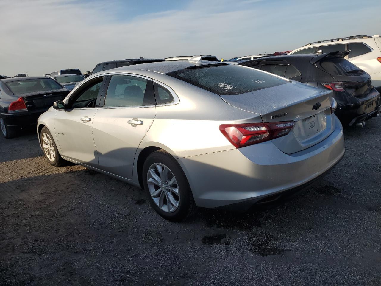 2021 Chevrolet Malibu - Image 2