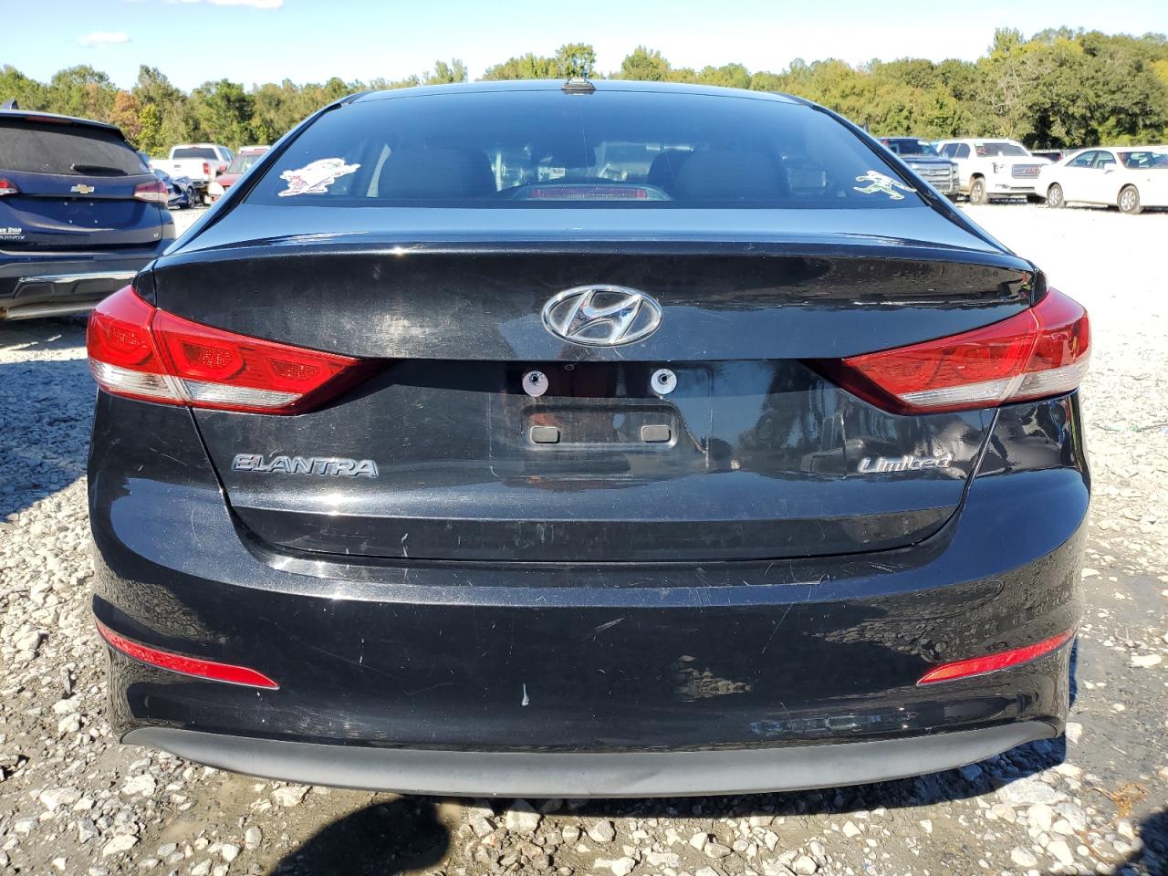 2017 Hyundai Elantra - Image 6