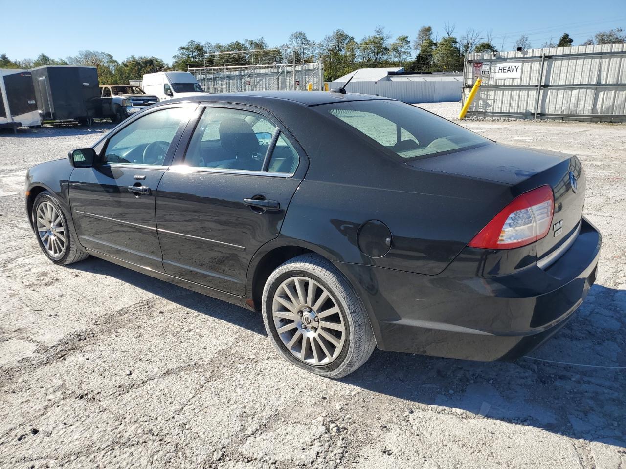 2009 Mercury Milan - Image 2