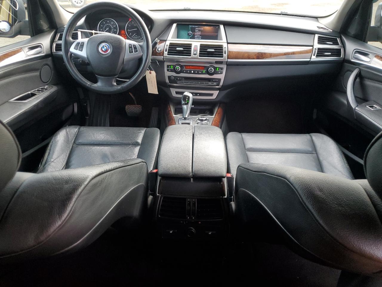 2010 BMW X5 - Image 8