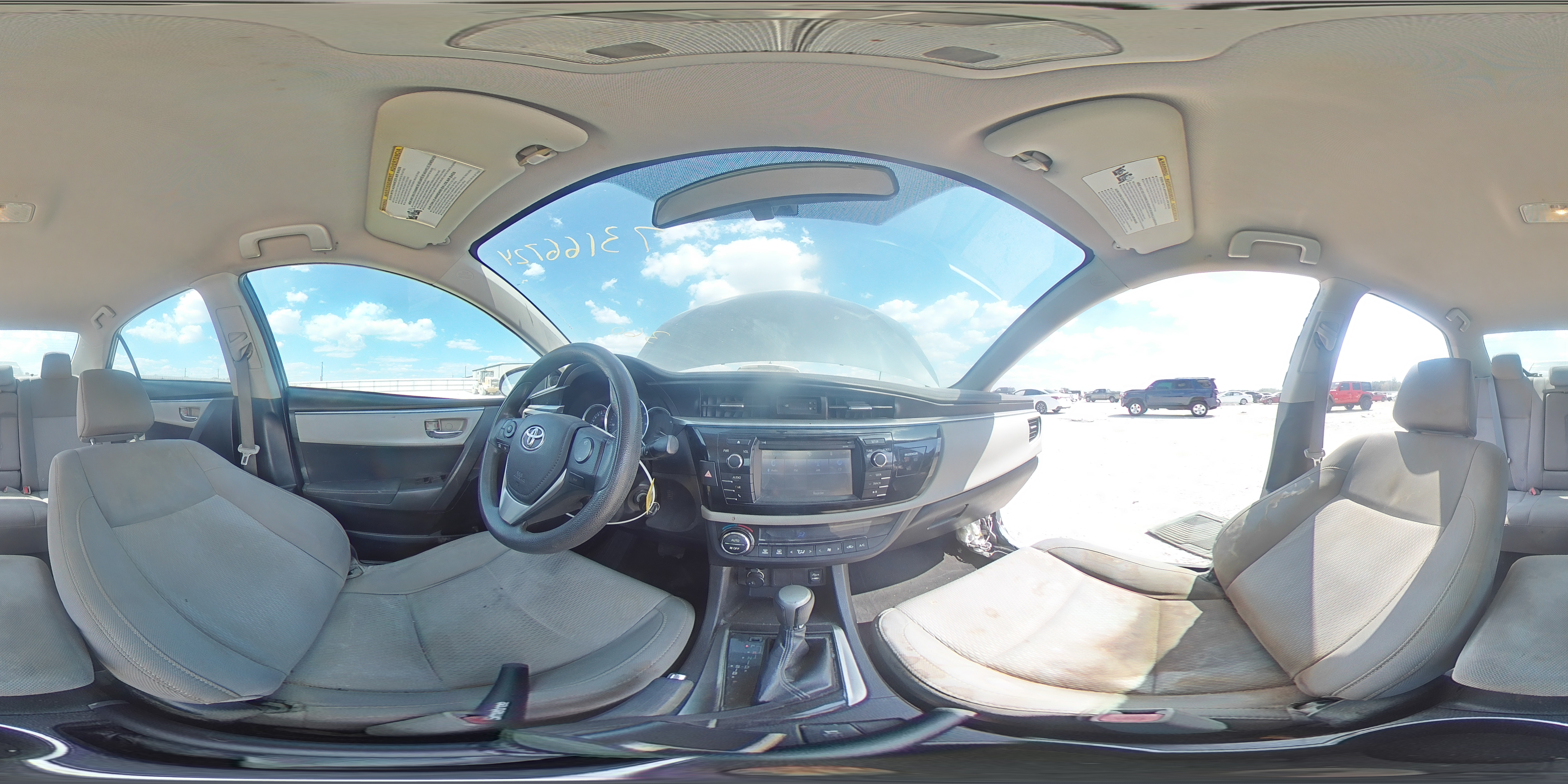 2015 Toyota Corolla - Image 13