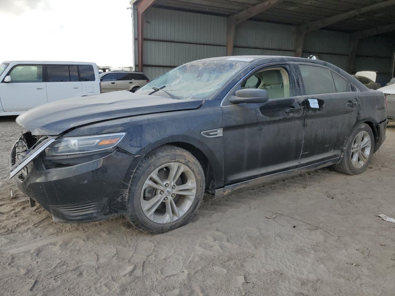 2018 Ford Taurus - Image 1