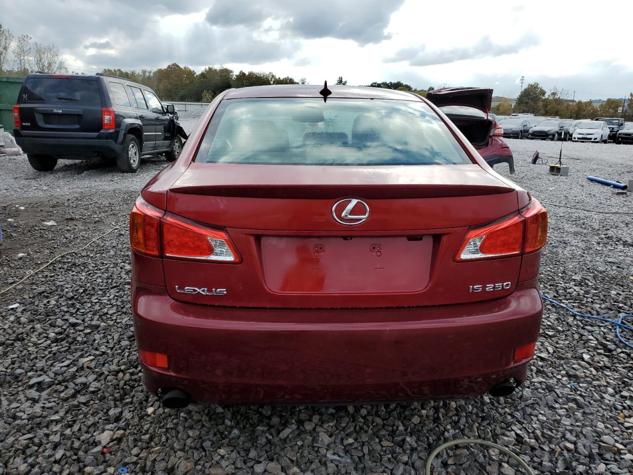 2010 Lexus IS - Image 6