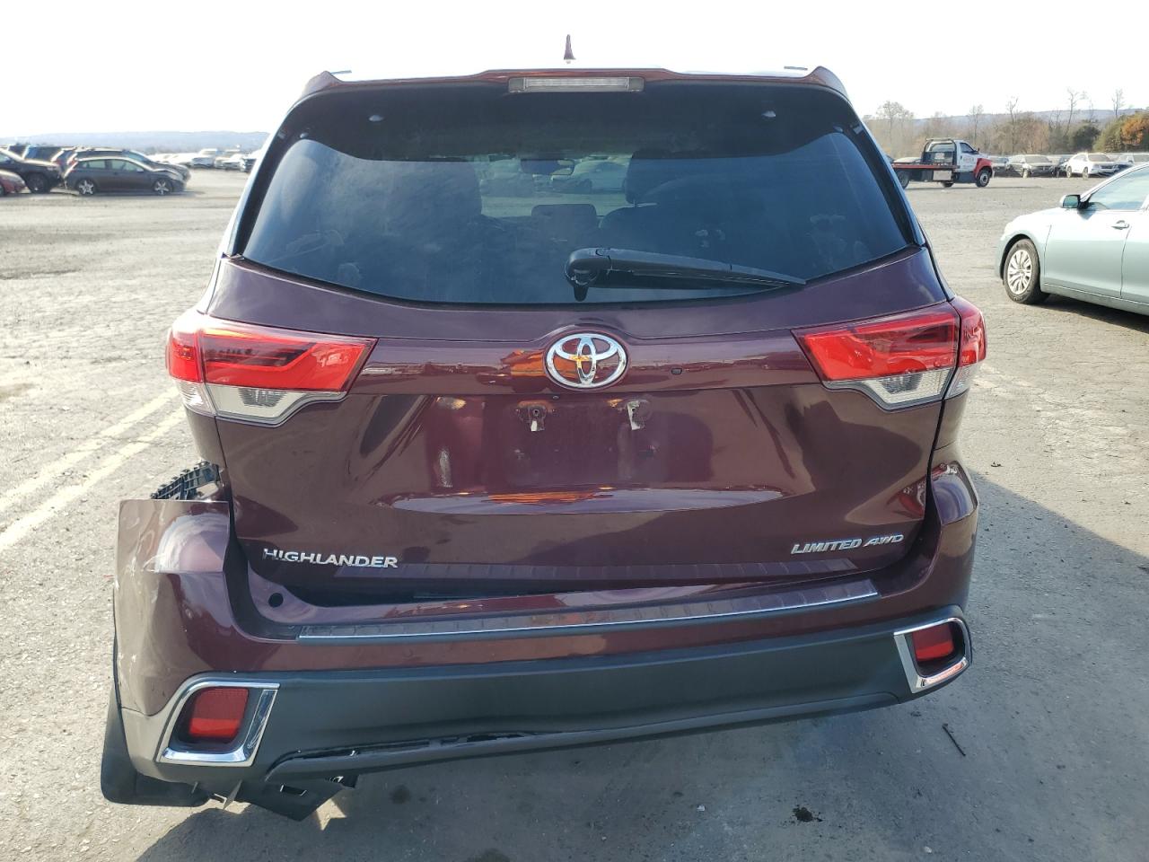 2018 Toyota Highlander Limited VIN: 5TDDZRFH2JS878438 Lot: 78889524