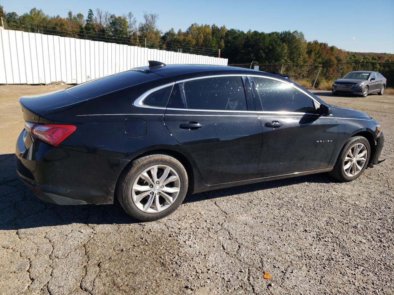 2020 Chevrolet Malibu - Image 3
