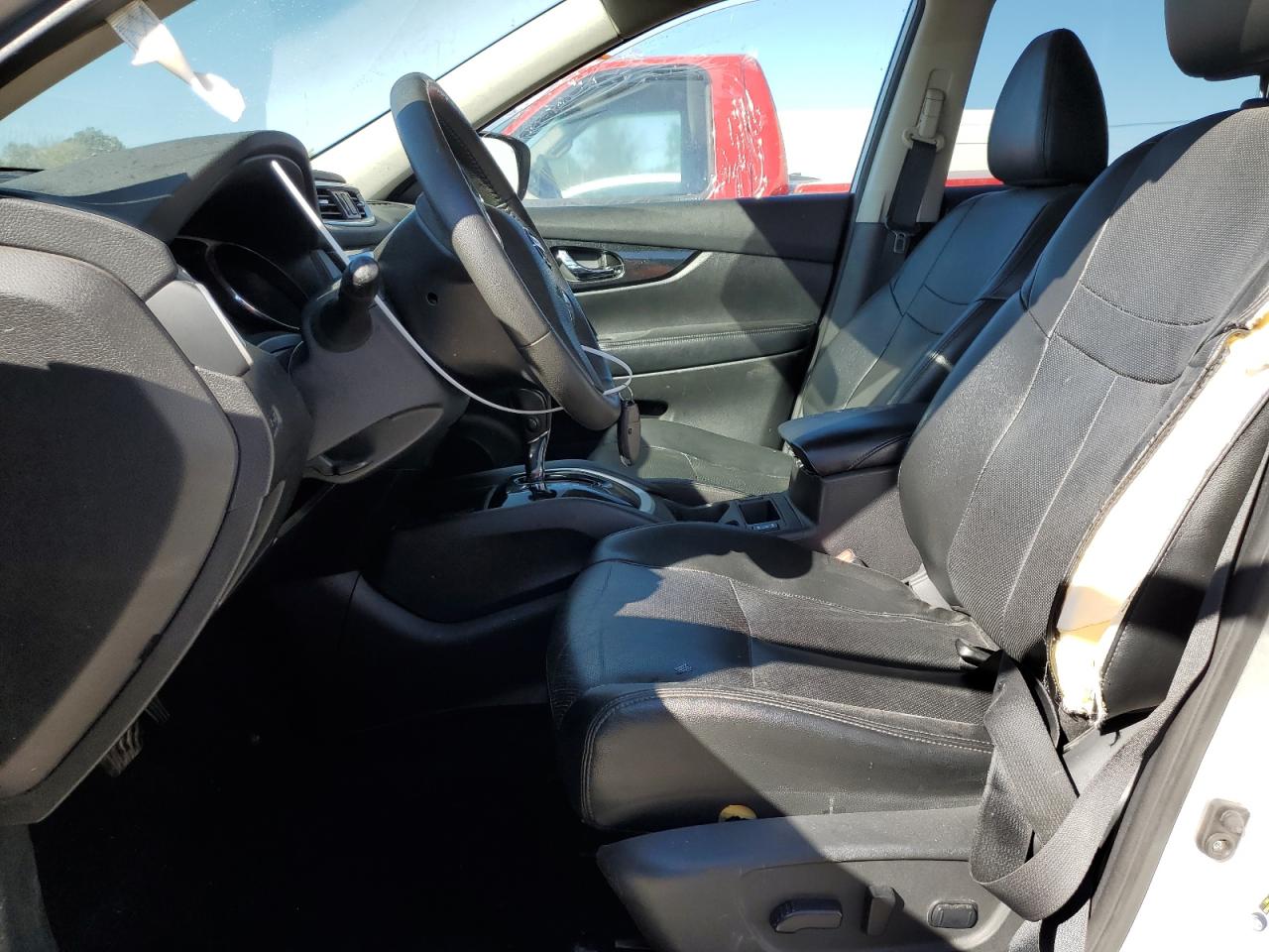 2015 Nissan Rogue - Image 7