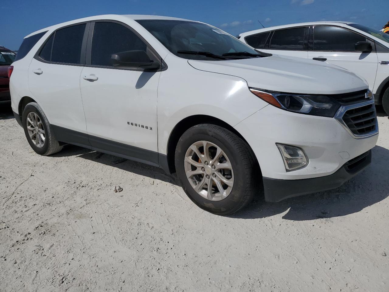 2020 Chevrolet Equinox Ls VIN: 3GNAXHEV1LS675895 Lot: 76801844