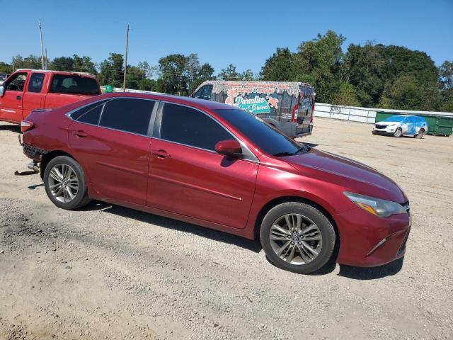  TOYOTA CAMRY 2017 Червоний