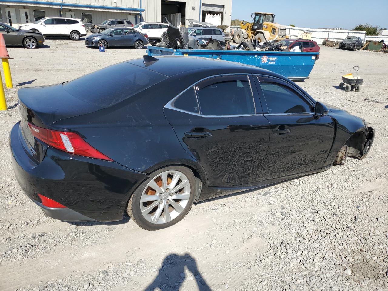 2015 Lexus IS - Image 3