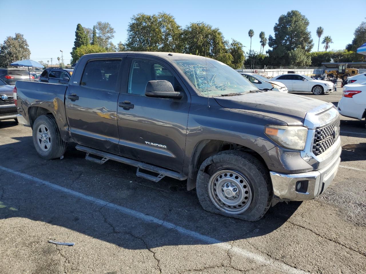2018 Toyota Tundra - Image 4