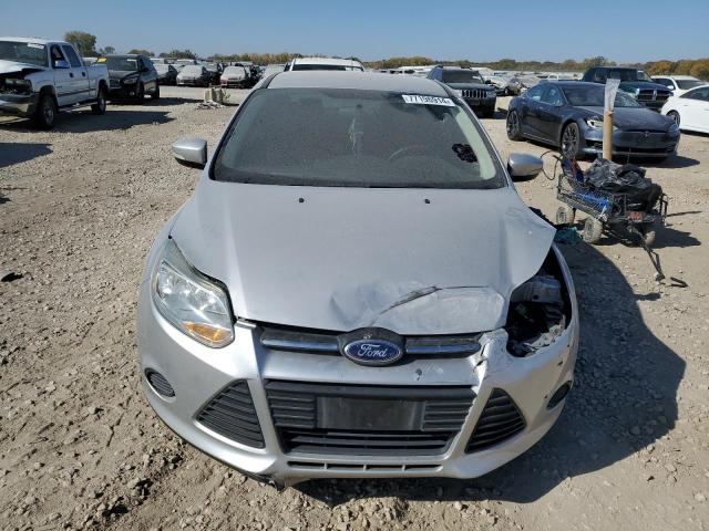 Sedans FORD FOCUS 2014 Silver