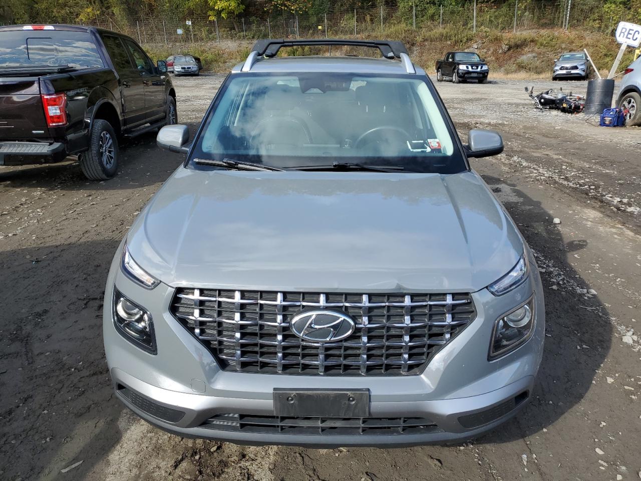 2023 Hyundai Venue - Image 5