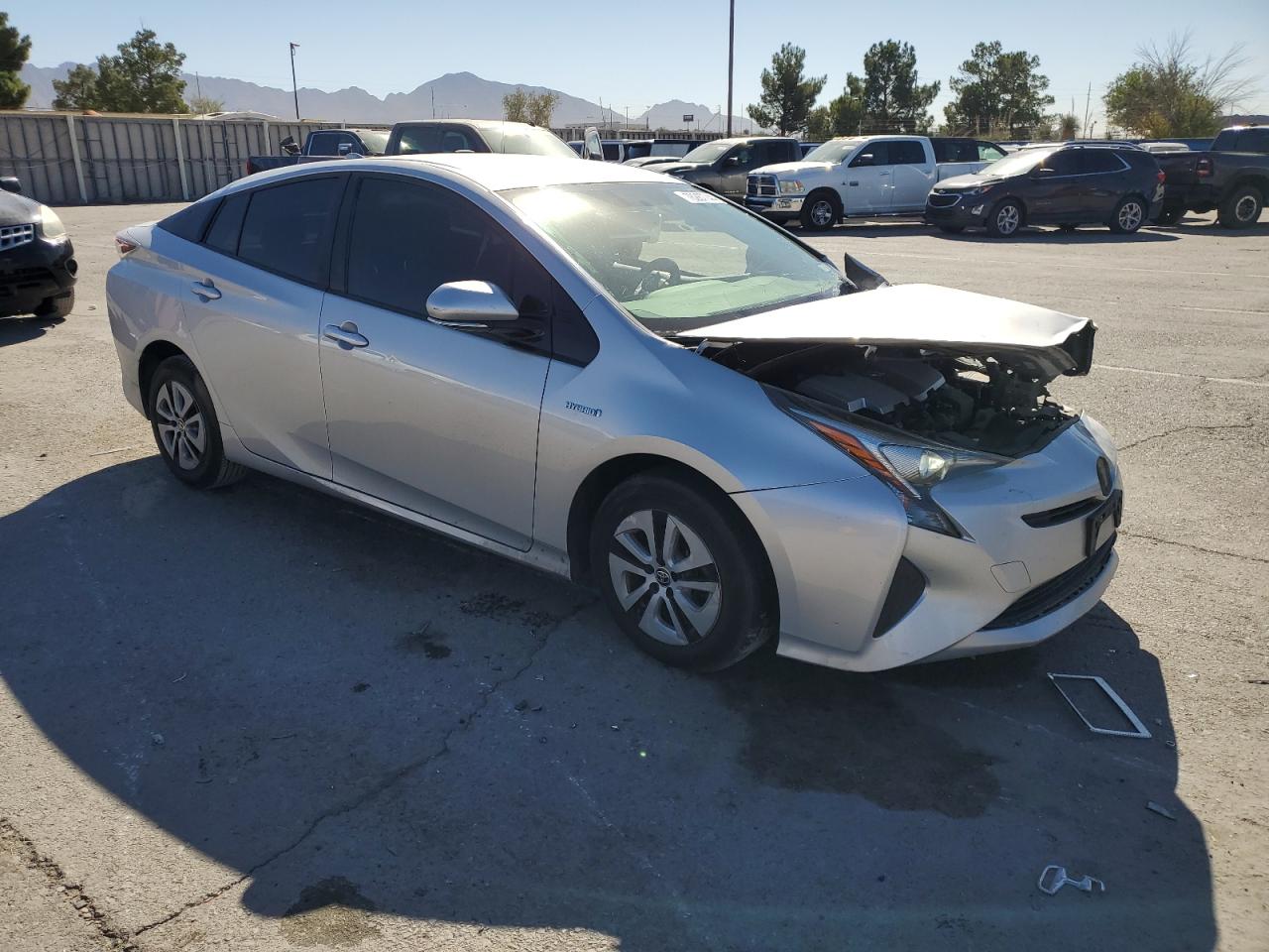 2016 Toyota Prius - Image 4