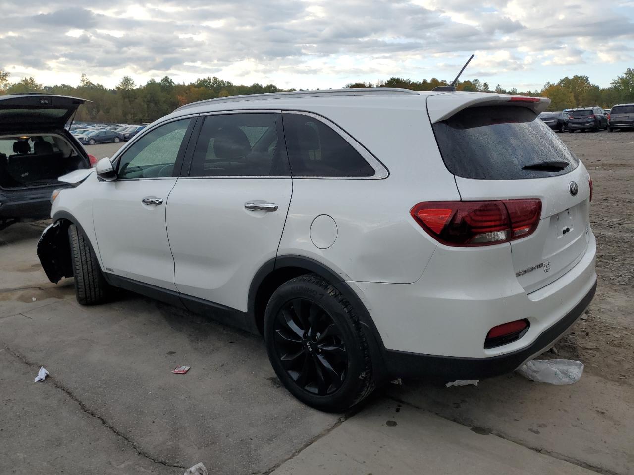 2020 Kia Sorento - Image 2