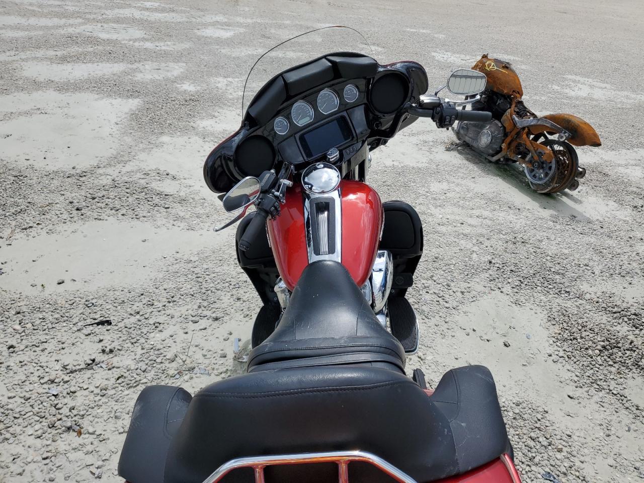 2019 Harley-Davidson Flhtk VIN: 1HD1KEF10KB633244 Lot: 73952914