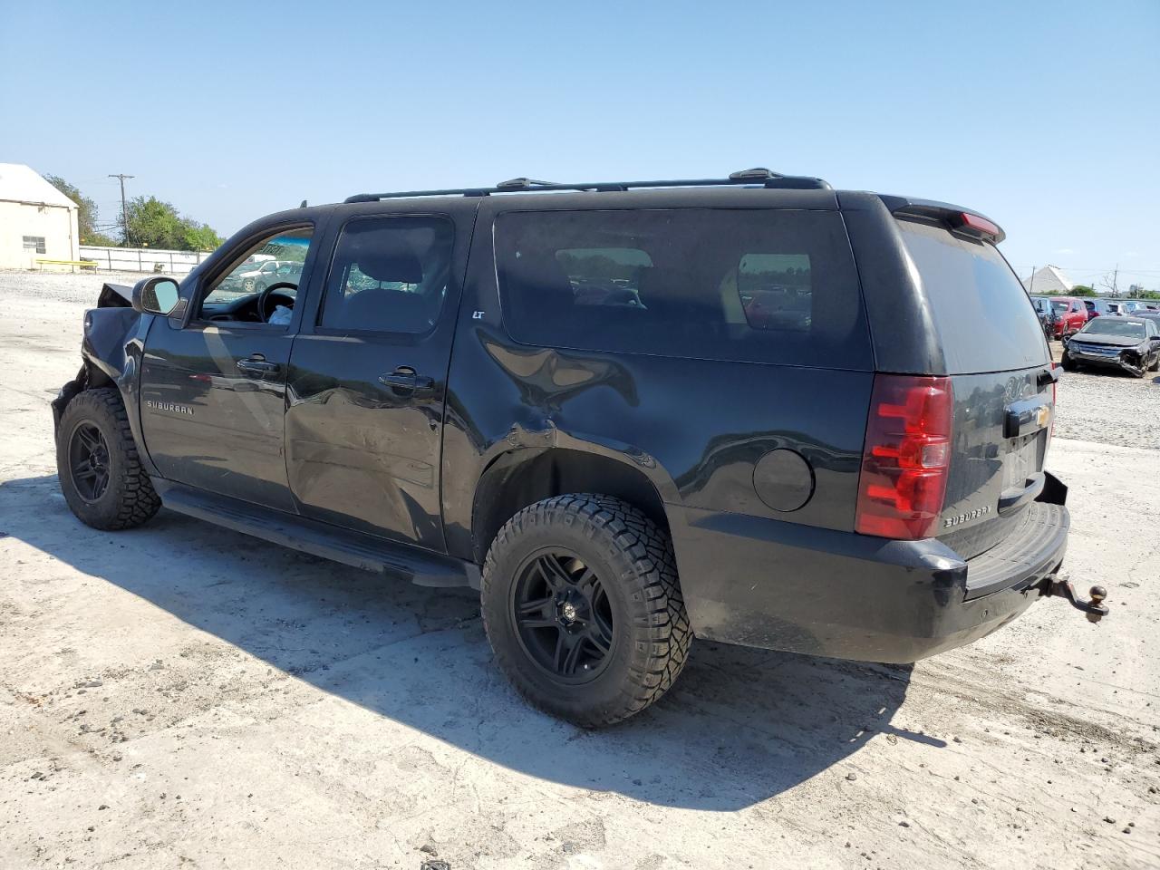 2014 Chevrolet Suburban C1500 Lt VIN: 1GNSCJE0XER189555 Lot: 75774274