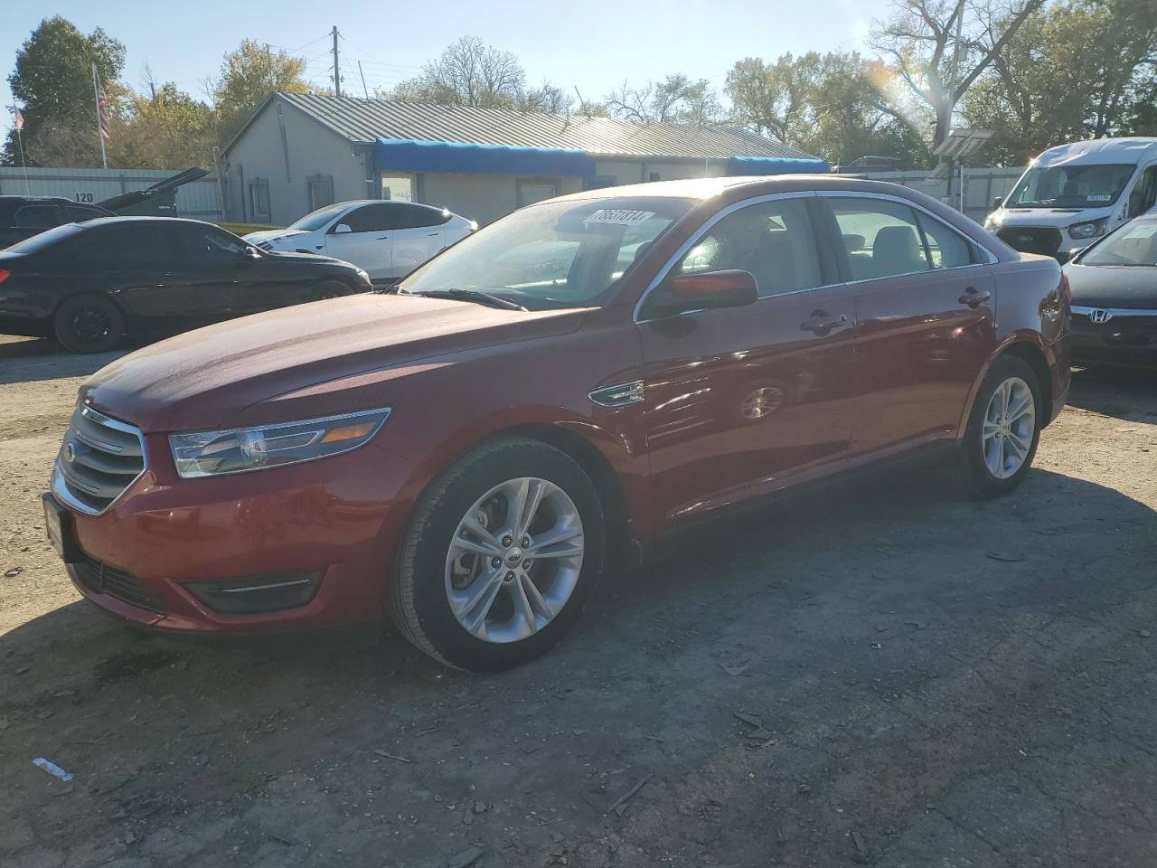 2014 Ford Taurus - Image 1