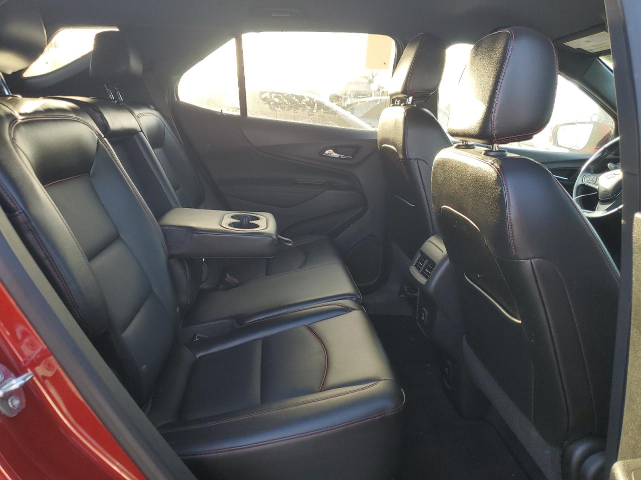 2022 Chevrolet Equinox - Image 11