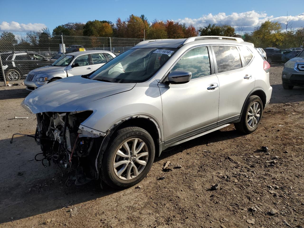 2019 Nissan Rogue S VIN: JN8AT2MV5KW371236 Lot: 73374414