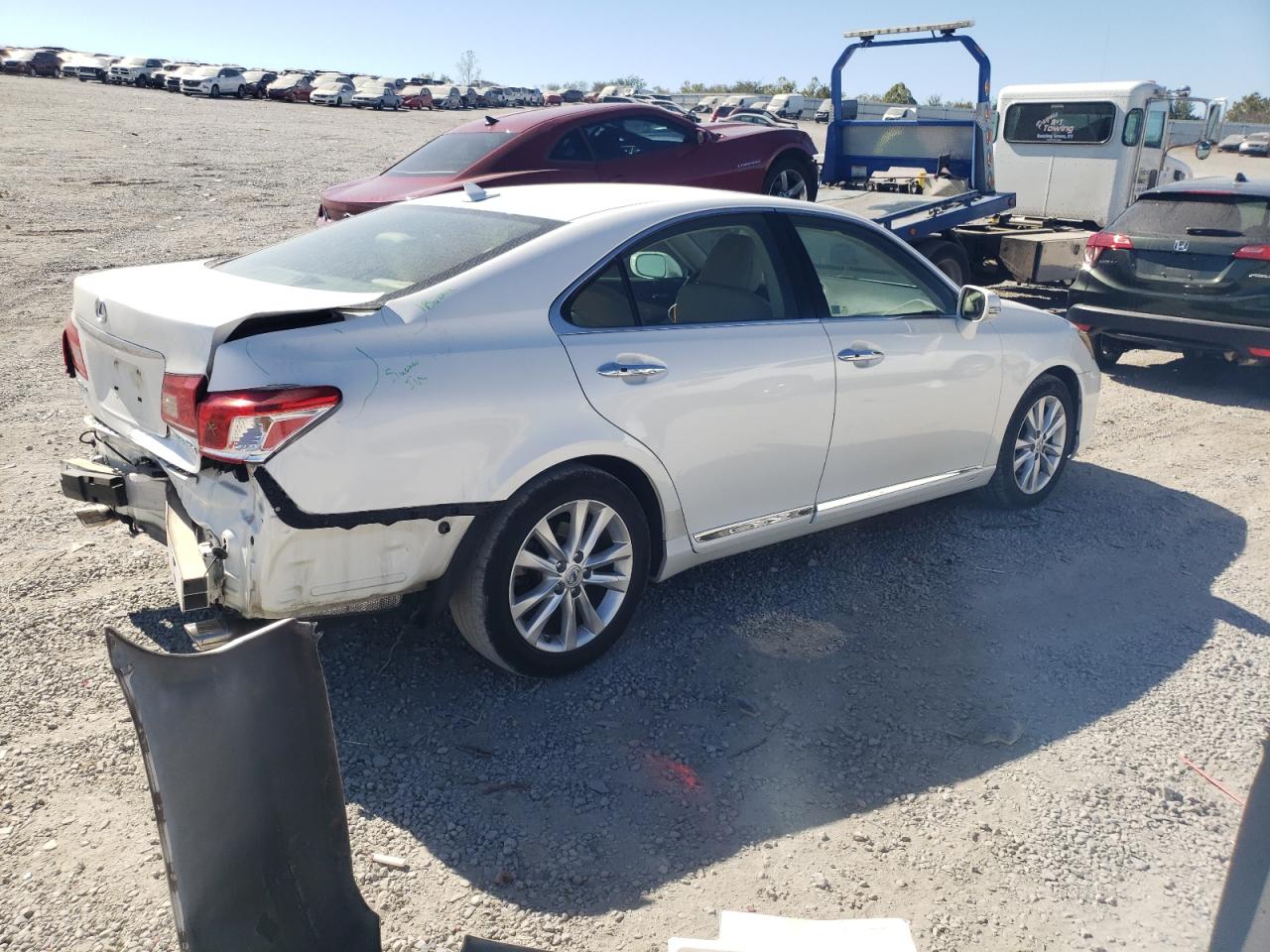 2010 Lexus ES - Image 3