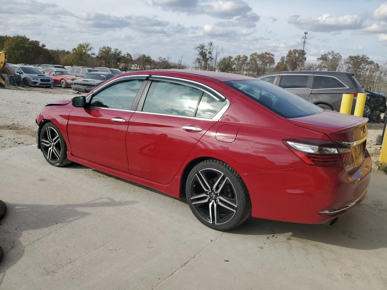 1HGCR2F5XHA277179 2017 HONDA ACCORD - Image 2