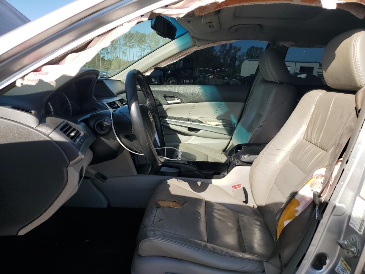 2009 Honda Accord - Image 7