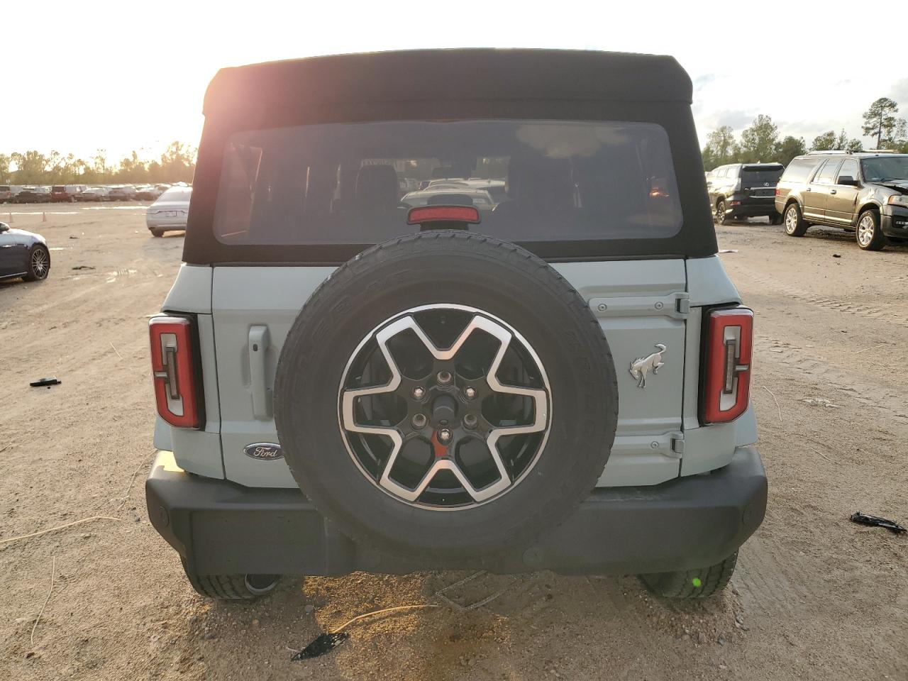 2023 Ford Bronco Base VIN: 1FMDE5DH0PLB30641 Lot: 78598244