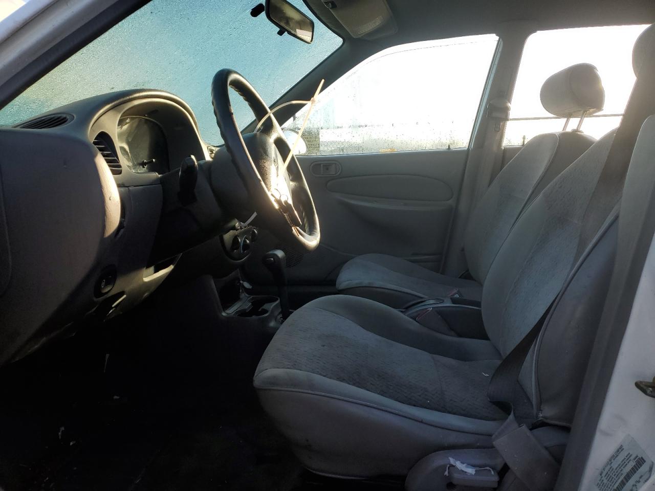 1998 Ford Escort - Image 7